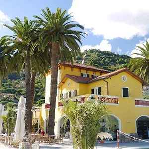 Hotel Eva Beach ***